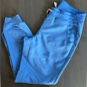 Like New Fig Scrubs – Women’s Size Small | Perfect for Work or Play!